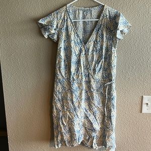 A&F Floral Wrap Dress XL